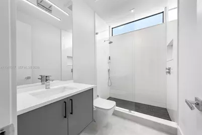 2500 Middle River Dr, Fort Lauderdale, FL 33305 - Photo 41