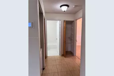 6950 NW 174th Ter #602, Hialeah, FL 33015 - Photo 5