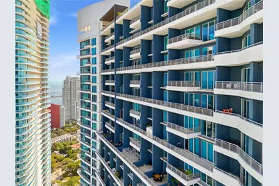 60 SW 13th St #4414, Miami, FL 33130 - Photo 3