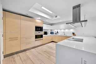 17111 Biscayne Blvd, North Miami Beach, FL 33160 - Photo 7