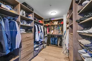 17111 Biscayne Blvd, North Miami Beach, FL 33160 - Photo 15