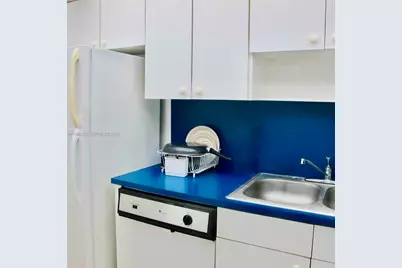 400 Kings Point Dr #812, Sunny Isles Beach, FL 33160 - Photo 15