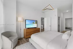 101 Diplomat Pkwy, Hallandale Beach, FL 33009 - Photo 25