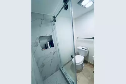 11111 Biscayne Blvd #4E, Miami, FL 33181 - Photo 17