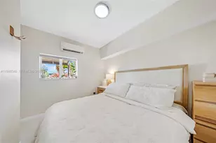 172 Bentley Dr, Miami Springs, FL 33166 - Photo 27