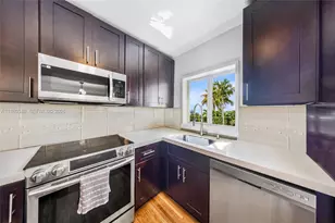 172 Bentley Dr, Miami Springs, FL 33166 - Photo 17