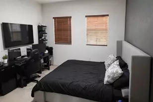 8899 NW 107 Ct, Doral, FL 33178 - Photo 11