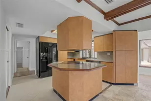 13621 SW 103rd Ave, Miami, FL 33176 - Photo 11