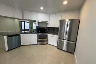 17340 NW 63rd Ave, Hialeah, FL 33015 - Photo 7