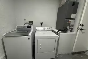 17340 NW 63rd Ave, Hialeah, FL 33015 - Photo 29