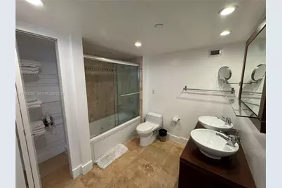 2301 Collins Ave #1525, Miami Beach, FL 33139 - Photo 35