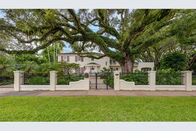 1036 S Greenway Dr, Coral Gables, FL 33134 - Photo 1