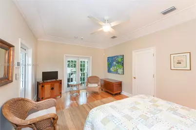 1036 S Greenway Dr, Coral Gables, FL 33134 - Photo 35