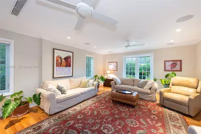 1036 S Greenway Dr, Coral Gables, FL 33134 - Photo 11