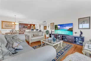 3800 Hillcrest Dr, Hollywood, FL 33021 - Photo 5