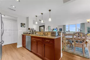 3800 Hillcrest Dr, Hollywood, FL 33021 - Photo 15