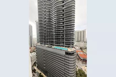 1010 Brickell Ave #2310, Miami, FL 33131 - Photo 5