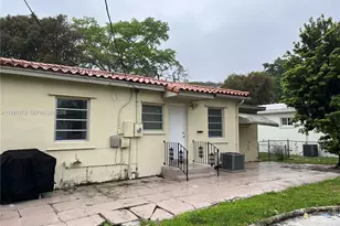 6261 NW 40th St, Virginia Gardens, FL 33166 - Photo 27