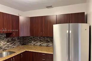 6261 NW 40th St, Virginia Gardens, FL 33166 - Photo 11