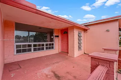 7749 Fairway Blvd, Miramar, FL 33023 - Photo 5