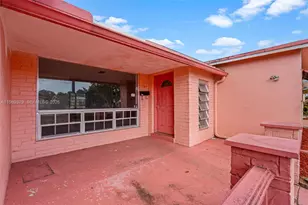 7749 Fairway Blvd, Miramar, FL 33023 - Photo 5