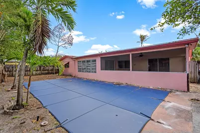 7749 Fairway Blvd, Miramar, FL 33023 - Photo 37