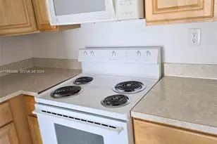 505 S Pine Island Rd, Plantation, FL 33324 - Photo 7