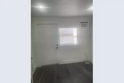 2223 NW 32nd St, Miami, FL 33142 - Photo 33