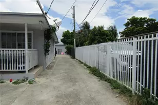2223 NW 32nd St, Miami, FL 33142 - Photo 3