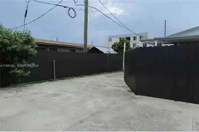 2223 NW 32nd St, Miami, FL 33142 - Photo 17