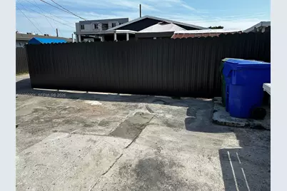 2223 NW 32nd St, Miami, FL 33142 - Photo 19