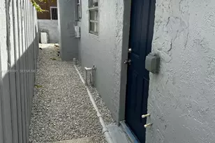 2223 NW 32nd St, Miami, FL 33142 - Photo 41