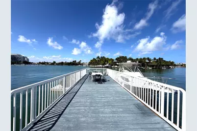 4710 Pine Tree Dr #32, Miami Beach, FL 33140 - Photo 3