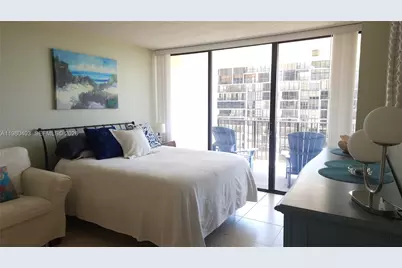 1901 Brickell Ave #B1407, Miami, FL 33129 - Photo 19