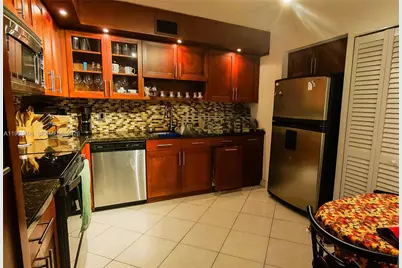 2802 N 46 Ave #521B, Hollywood, FL 33021 - Photo 9