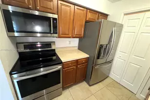 733 Riverside Dr, Coral Springs, FL 33071 - Photo 3