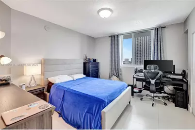 275 NE 18th St #PH-09, Miami, FL 33132 - Photo 13