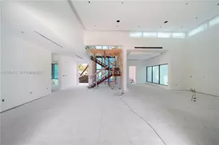 820 NE 111th St, Biscayne Park, FL 33161 - Photo 29