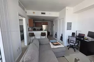 300 S Biscayne Blvd, Miami, FL 33131 - Photo 3