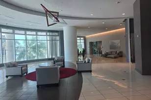 300 S Biscayne Blvd, Miami, FL 33131 - Photo 11