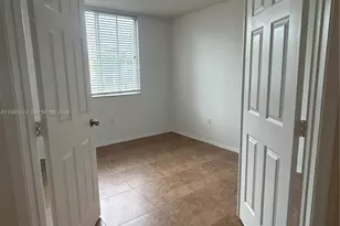 11177 SW 8th St, Pembroke Pines, FL 33025 - Photo 15