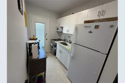 3055 SW 1st Ave #201, Miami, FL 33129 - Photo 5