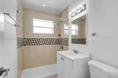 1210 N 71st Ave, Hollywood, FL 33024 - Photo 15