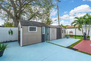 1210 N 71st Ave, Hollywood, FL 33024 - Photo 23