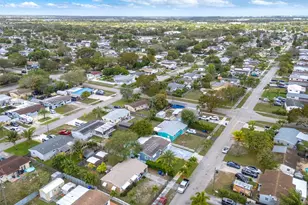 1210 N 71st Ave, Hollywood, FL 33024 - Photo 41