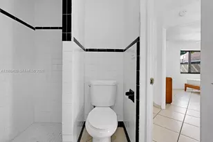 2415 Pierce St, Hollywood, FL 33020 - Photo 47