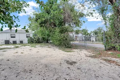 2415 Pierce St #-, Hollywood, FL 33020 - Photo 29