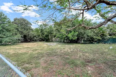 2415 Pierce St #-, Hollywood, FL 33020 - Photo 21