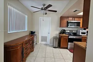 4613 NW 30th Terrace, Tamarac, FL 33309 - Photo 5