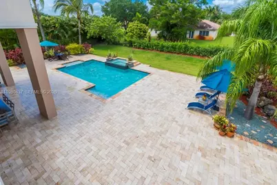 13425 SW 37th Pl, Davie, FL 33330 - Photo 43